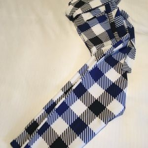 NY&CO pants. Brand new. Plaid with belt.
